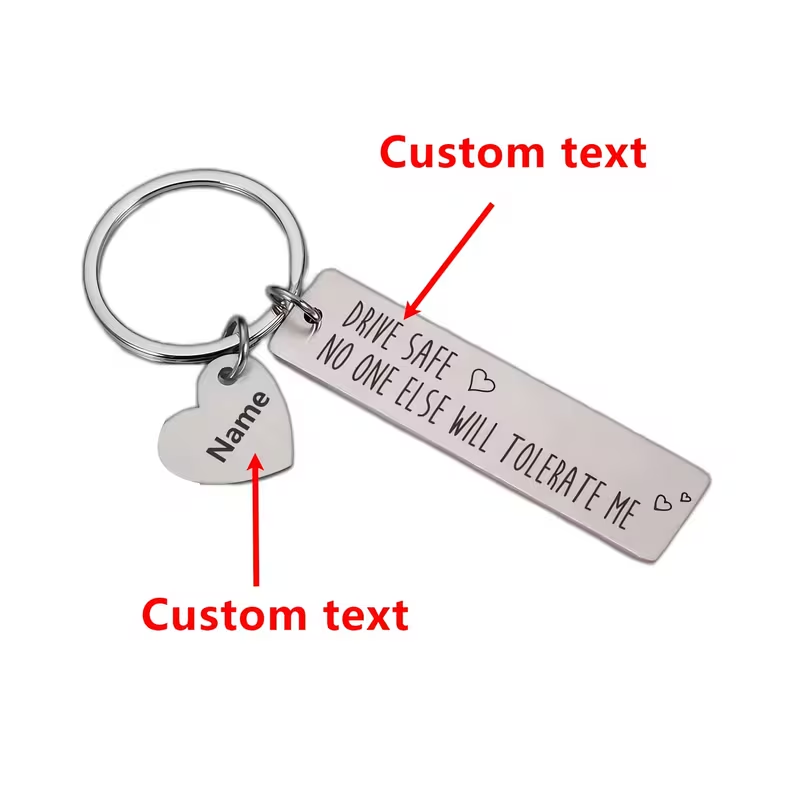 Spersonalizowany brelok z graw – Initial Ring Custom recenzja i cena